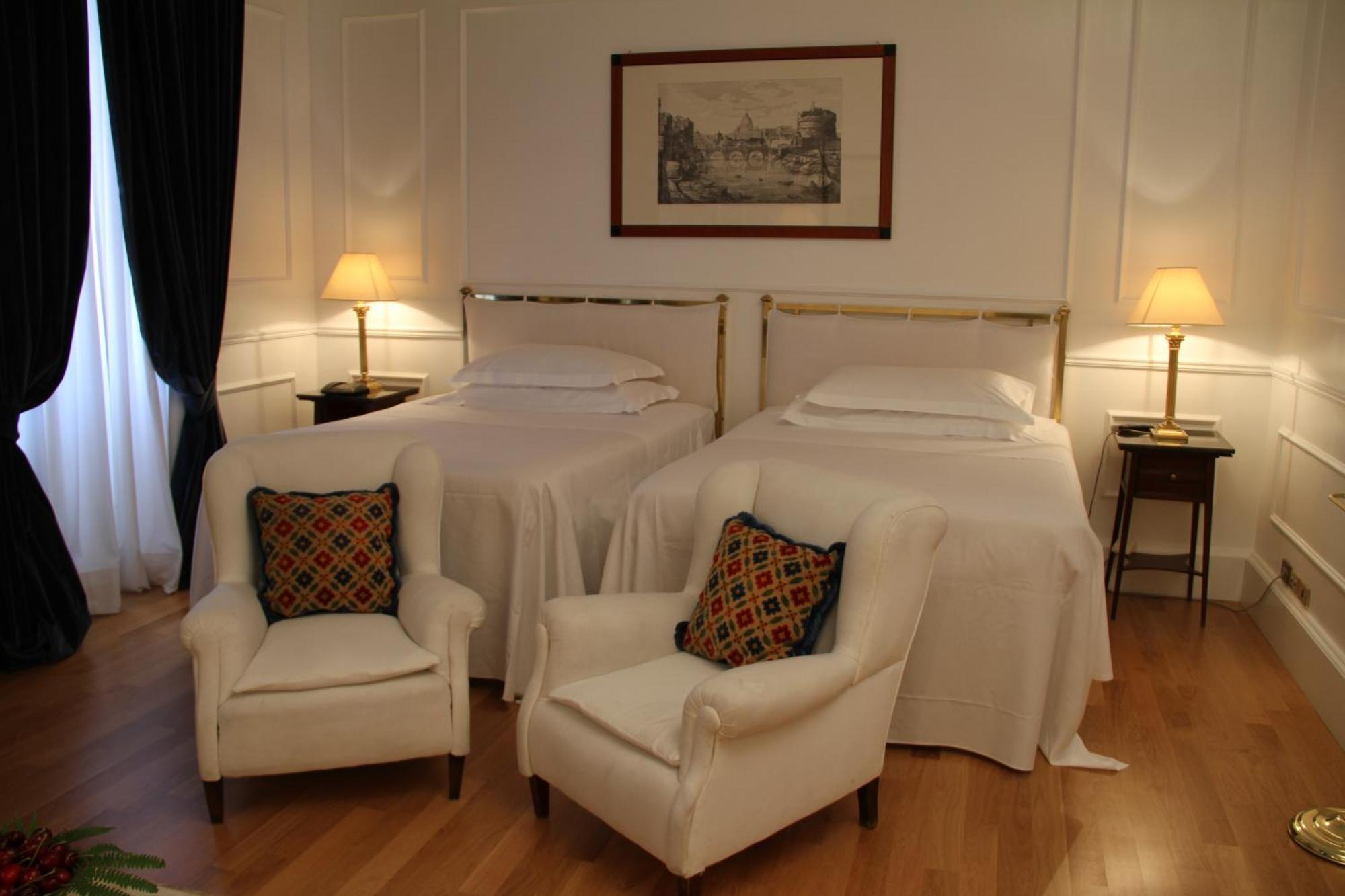 Grand Hotel Plaza Roma Ngoại thất bức ảnh